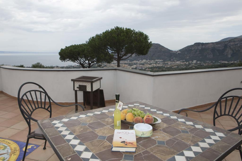 Appartamento Villa Degli Ulivi Sant'Agnello Room photo