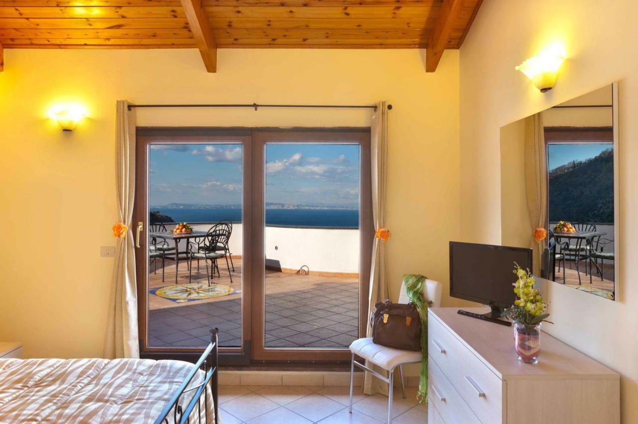 Appartamento Villa Degli Ulivi Sant'Agnello Exterior photo
